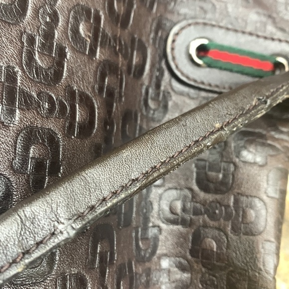 EMBOSSED leather GUCCI weekender - Picture 16 of 16